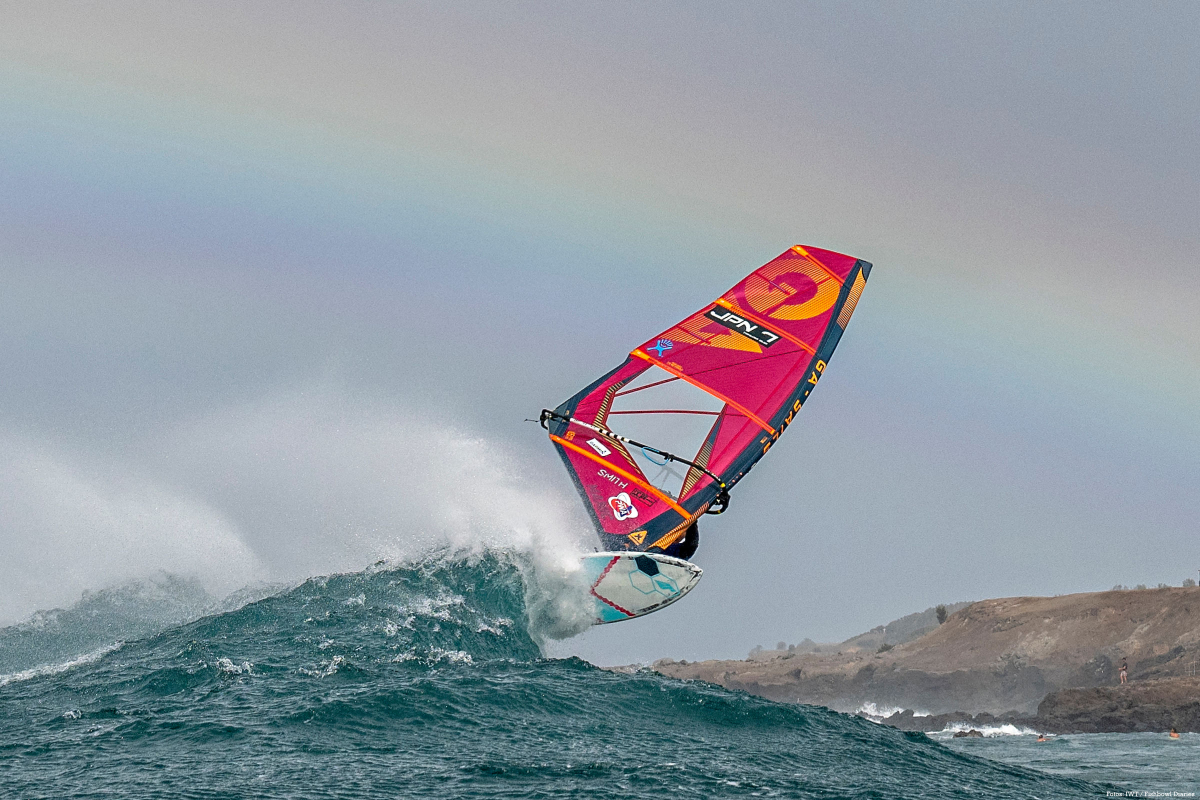 Takuma Sugi aus Japan beim World Cup auf Maui