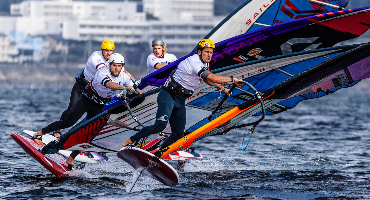 Pierre Mortefon rückt auf Platz zwei vor.