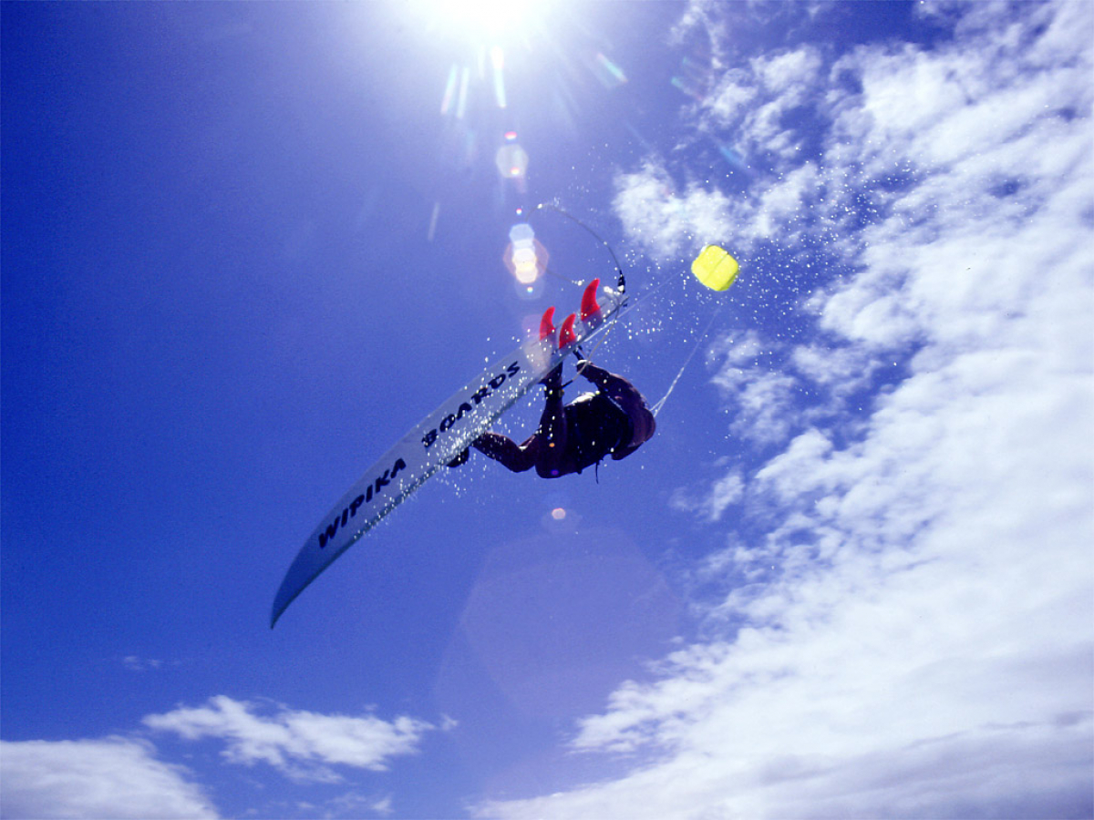 Kitesurfing... Maui